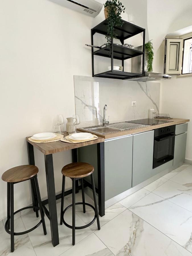 Dimora Bianca Apartment Catania Bagian luar foto